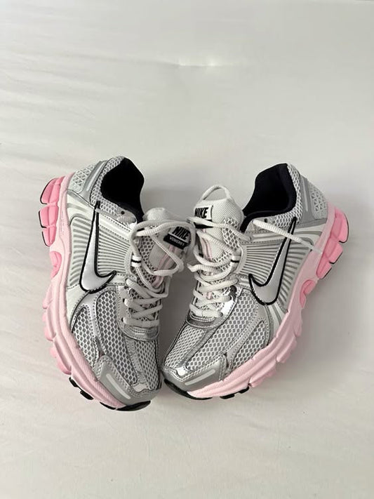 Nike Vomero Sneakers